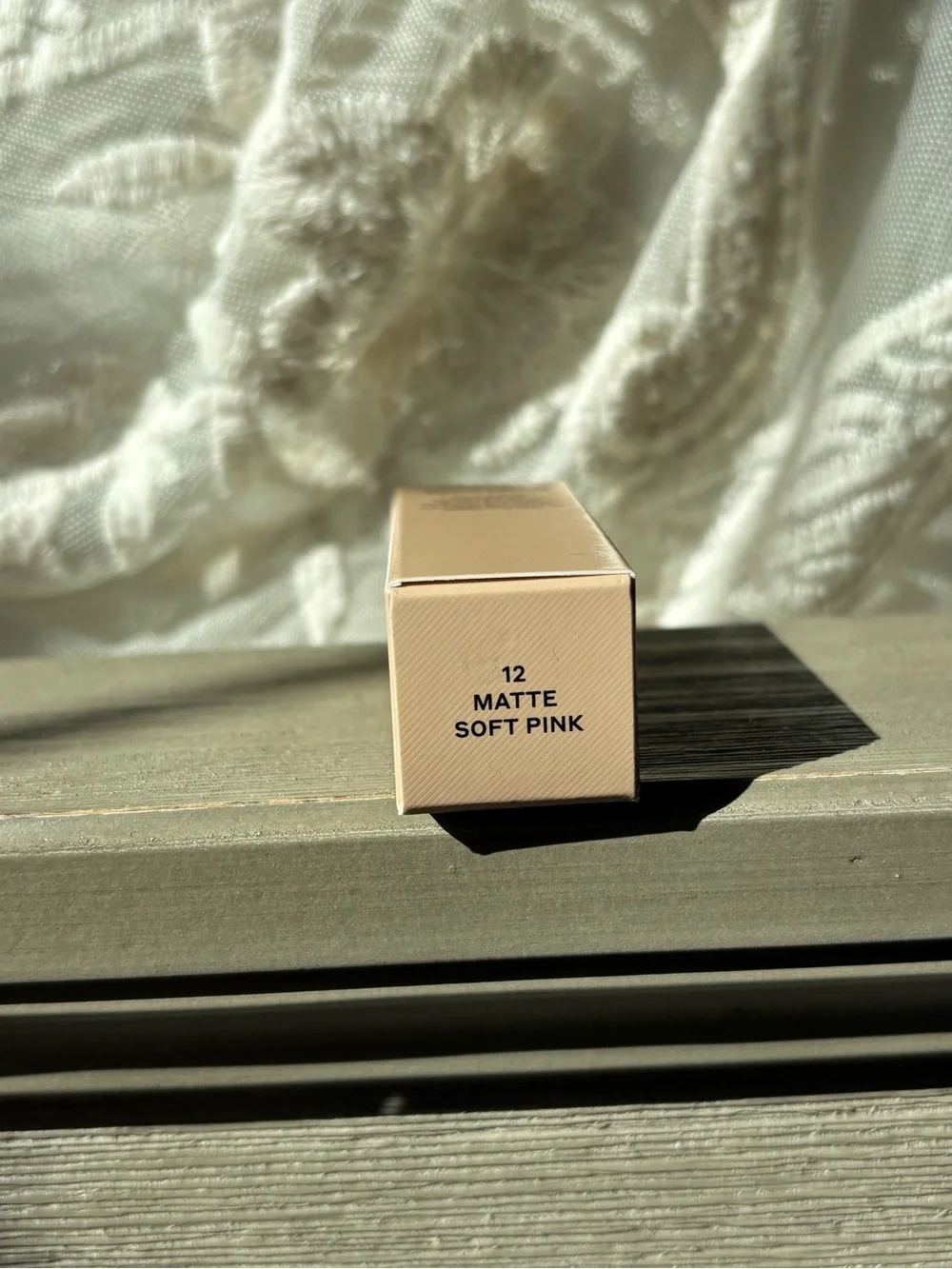 Burberry Kisses matte soft pink lipstick